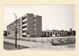 "R.K. Verpleegstershuis" gezien vanaf de hoek Graafschap Hornelaan - Hofakkerstraat in 1959.